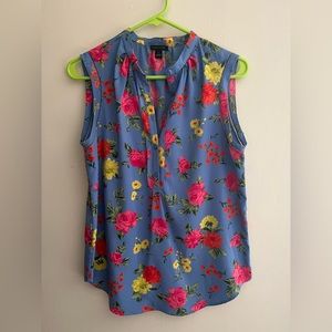Spring Floral Sleeveless Blouse